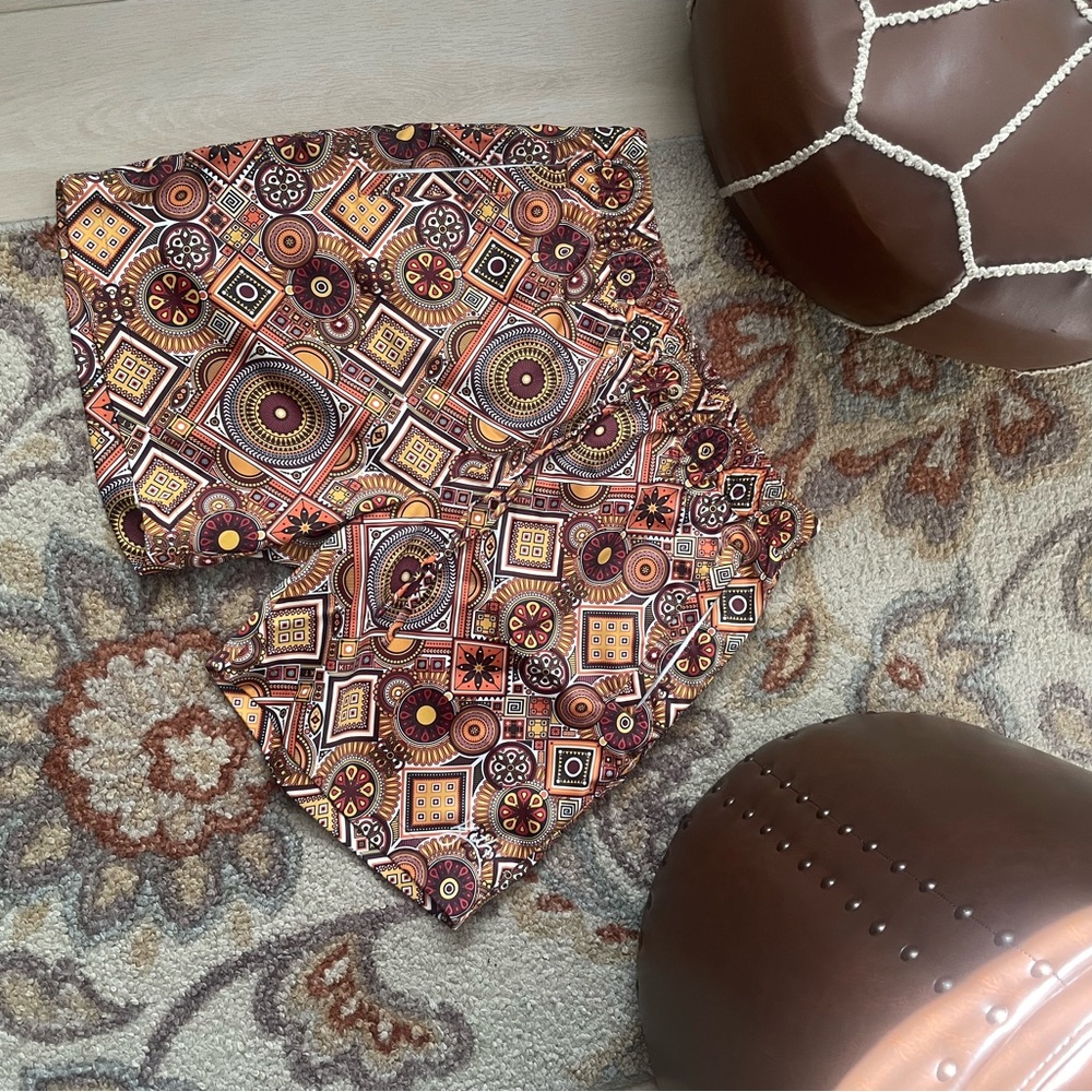 Kith Geometric Patterned Shorts - Brown and Orange